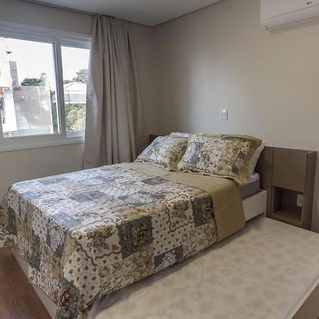 Dallas Apartamentos Na Via Gastronomica-Estacionamento-Amplos E Equipados-Wifi เบงโต กองซัลเวส ภายนอก รูปภาพ