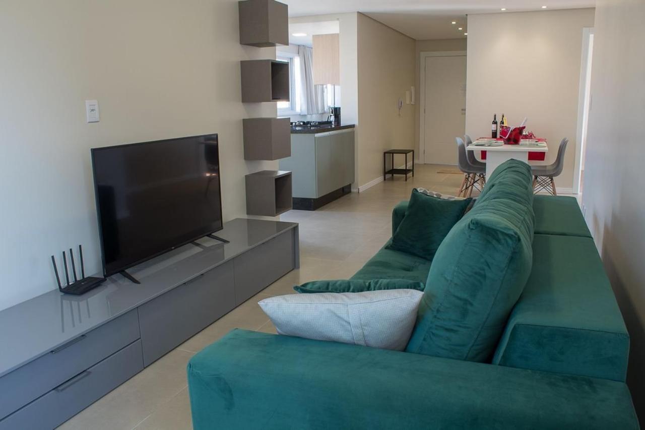 Dallas Apartamentos Na Via Gastronomica-Estacionamento-Amplos E Equipados-Wifi เบงโต กองซัลเวส ภายนอก รูปภาพ