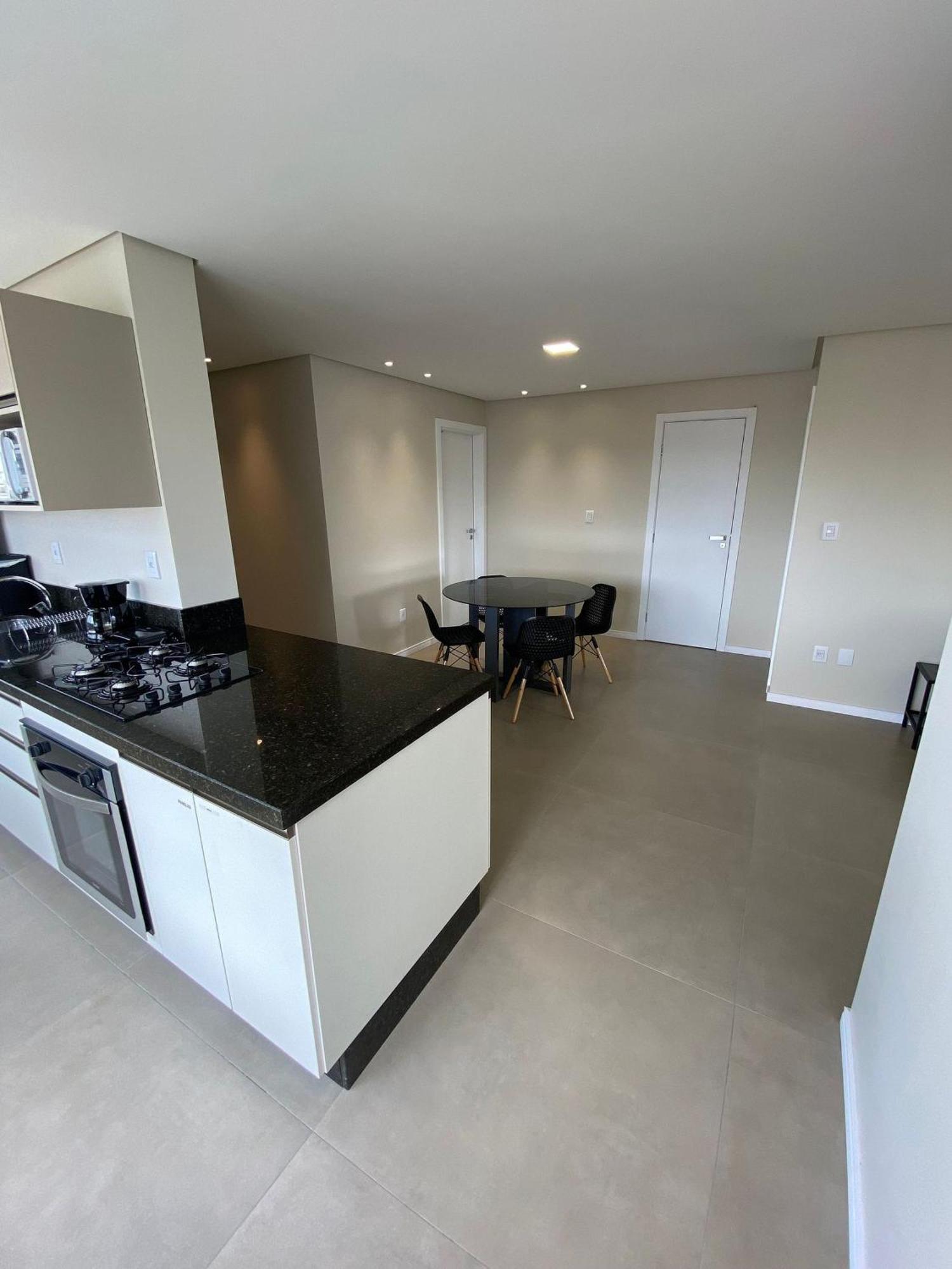 Dallas Apartamentos Na Via Gastronomica-Estacionamento-Amplos E Equipados-Wifi เบงโต กองซัลเวส ภายนอก รูปภาพ