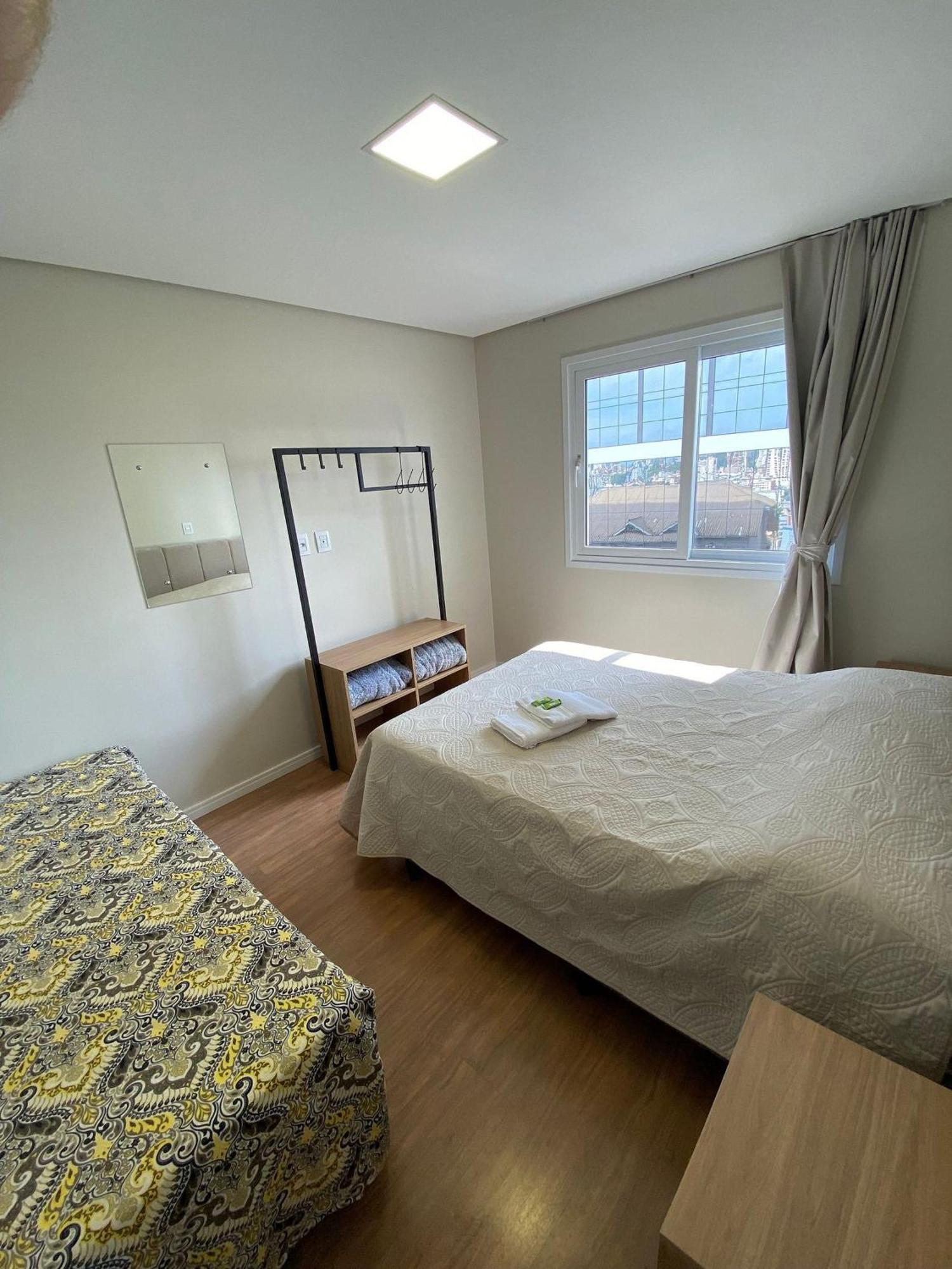 Dallas Apartamentos Na Via Gastronomica-Estacionamento-Amplos E Equipados-Wifi เบงโต กองซัลเวส ภายนอก รูปภาพ