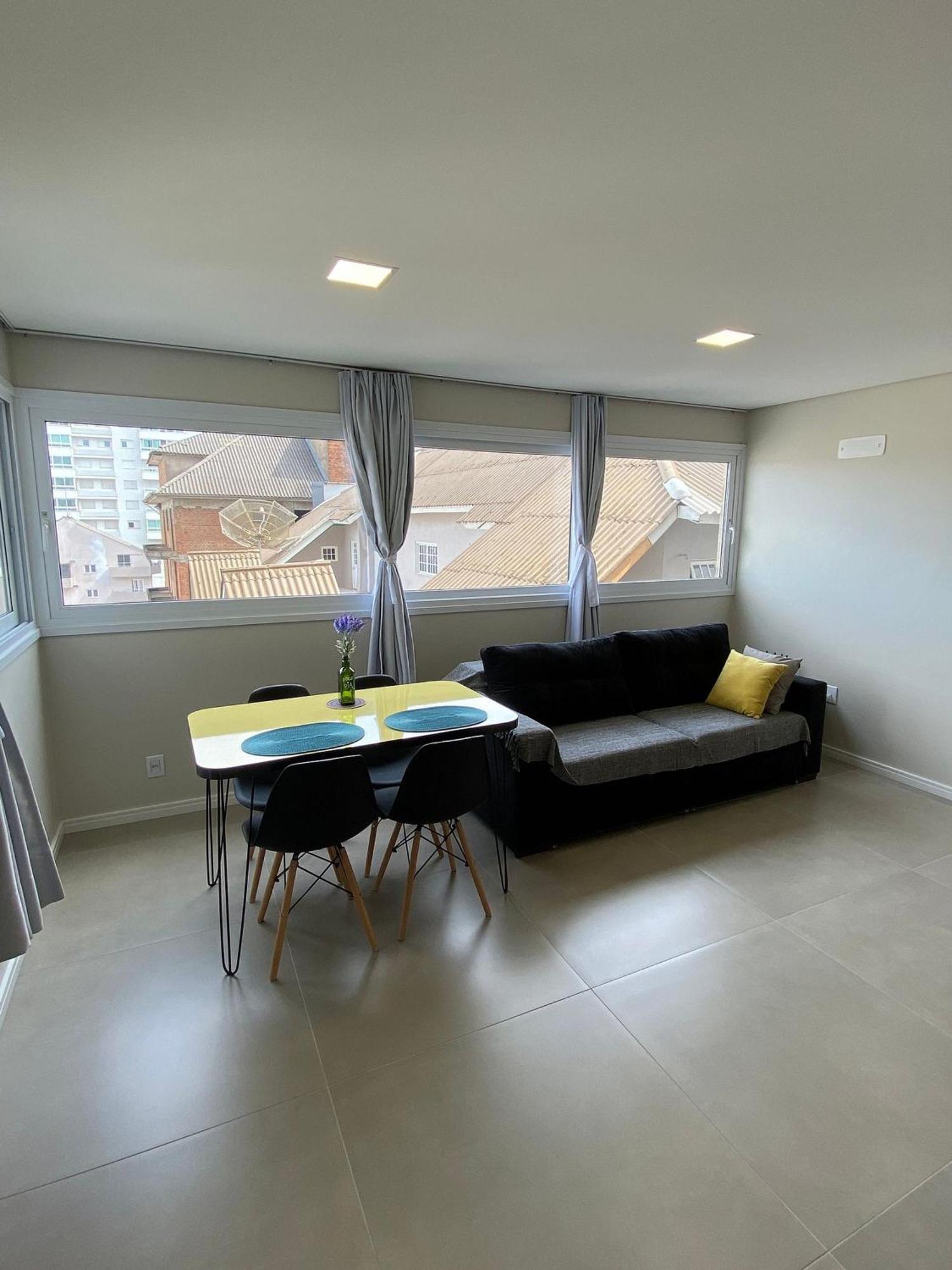 Dallas Apartamentos Na Via Gastronomica-Estacionamento-Amplos E Equipados-Wifi เบงโต กองซัลเวส ภายนอก รูปภาพ