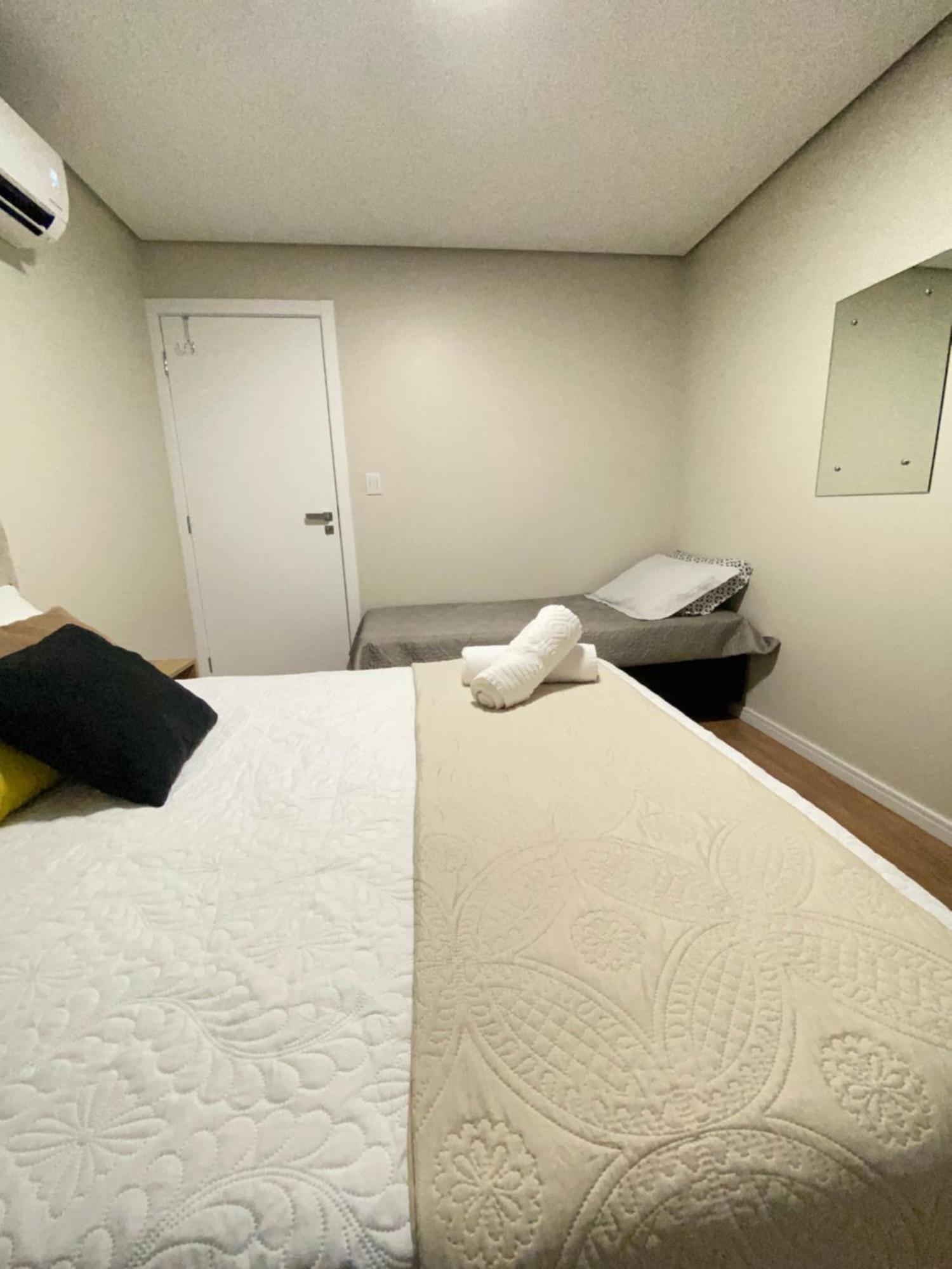 Dallas Apartamentos Na Via Gastronomica-Estacionamento-Amplos E Equipados-Wifi เบงโต กองซัลเวส ภายนอก รูปภาพ